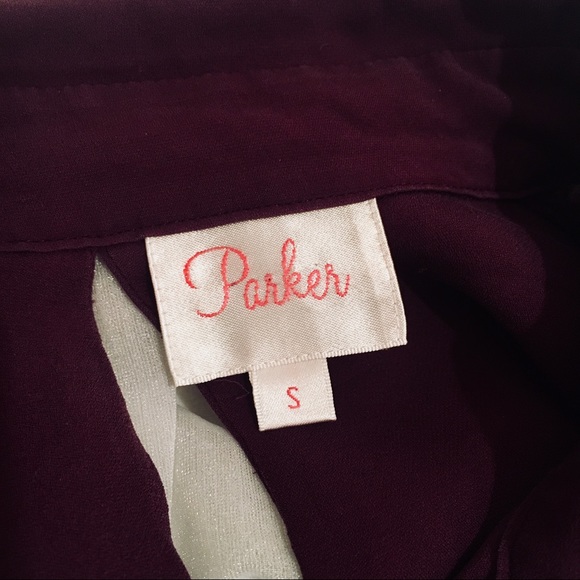 Parker Button Down w/Open back - Plum - Picture 4 of 5
